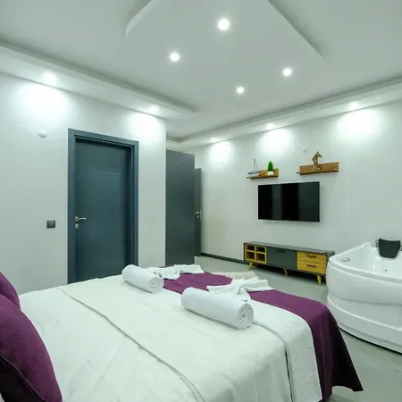 Uniqe Villa *